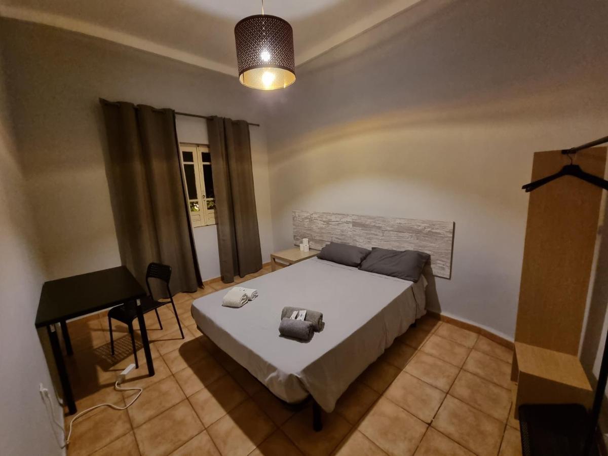 Hostel Da Estacao Портіман Екстер'єр фото